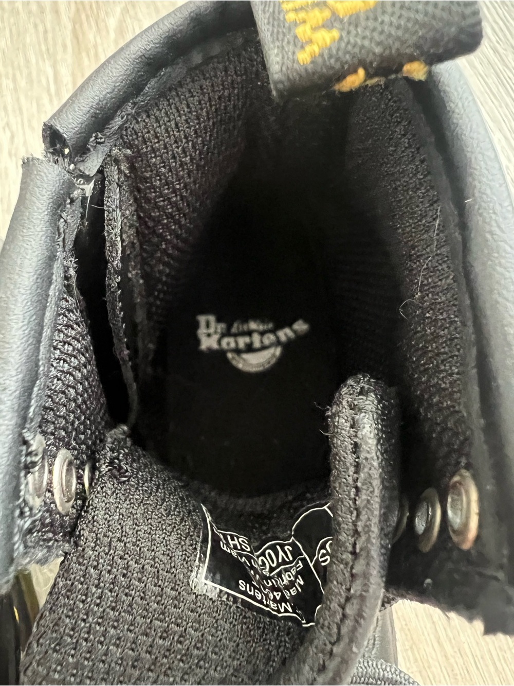 Dr. Martens kids Black Combat Boots - Picture 6 of 8